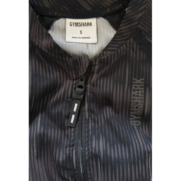 Gymshark Cropped Zip Jacket Women’s Size S Black Mesh Panels Logo Activewear - Picture 4 of 7